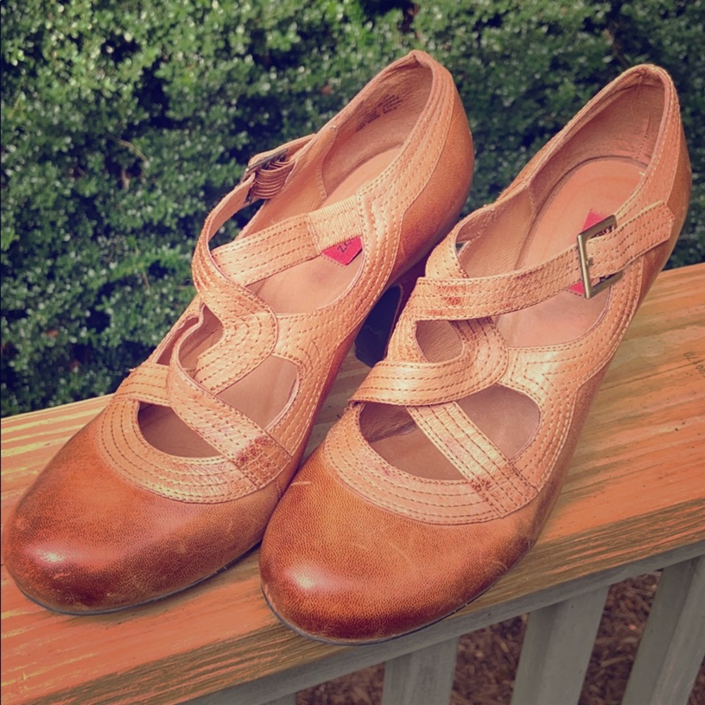 Miz Mooz Tan Leather Strappy Mary Jane Heels